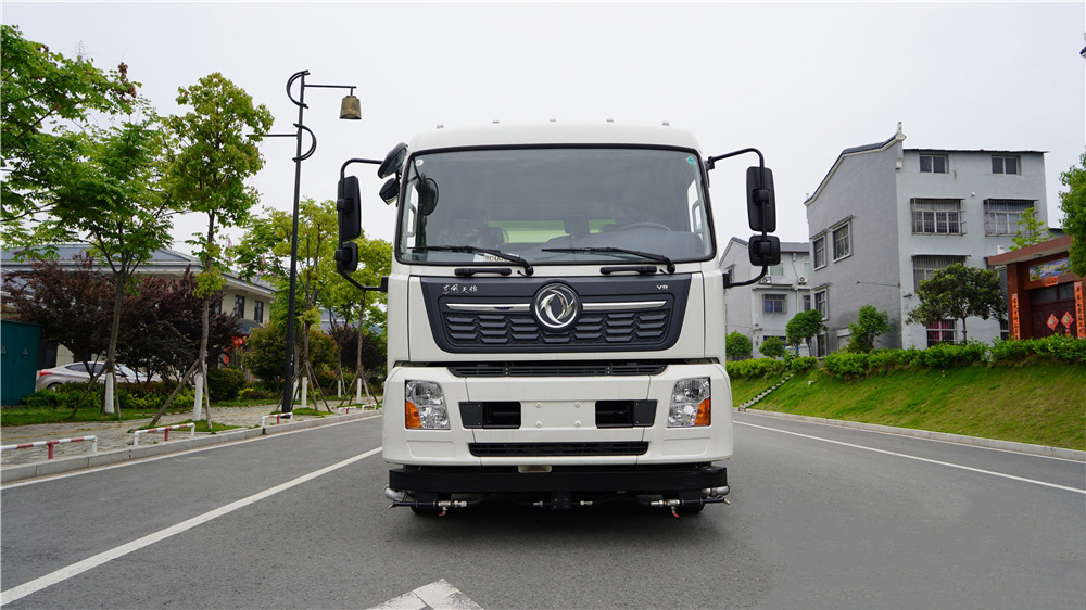 國六9方水 7方塵東風天錦 洗掃車